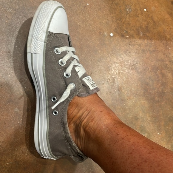 Chuck Taylor Converse - Picture 8 of 8